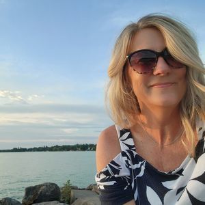 Meet your Posher, Cindy